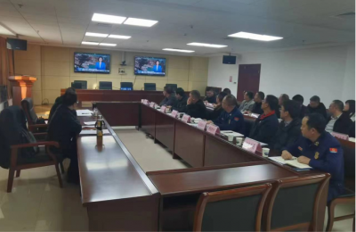 掇刀區(qū)化工、長輸油氣管線、工業(yè)企業(yè)、消防安全生產(chǎn)專委會研究部署歲末年初重點工作
